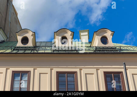 Lofts in den Ruinen eines alten Gebäudes Stockfoto