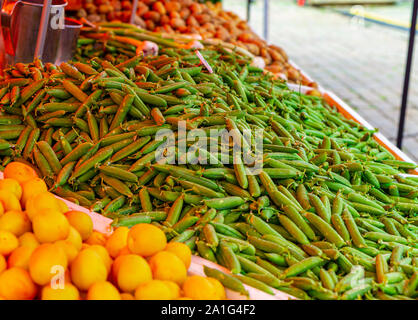 Grüne Zucker rastet an der Salutorget Markt in Helsinki, Finnland. Stockfoto