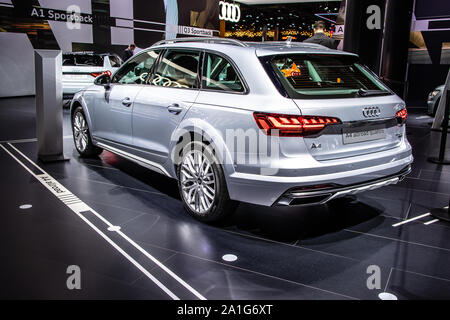 Frankfurt, Deutschland, Sep 2019 neue Audi A4 Allroad Avant 40 TDI quattro auf der IAA, die fünfte Generation, B9, Typ 8W, Auto von der Audi AG produziert Stockfoto