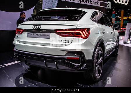 Frankfurt am Main, Deutschland, 19.09.2019: Audi Q3 45 TFSI auf der IAA, der zweiten Generation, MQB Plattform, subkompakte luxury Crossover-SUV von Audi gemacht Stockfoto