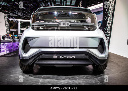 Frankfurt, Deutschland, Sep 2019 Neue vollelektrische Audi AI: mir e-tron Konzept, automatisiertes Fahren Kleinwagen für Megastädte von morgen, Prototypen von Audi Stockfoto