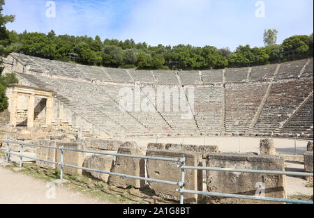 Das antike Theater von Epidaurus Argolis Griechenland Stockfoto