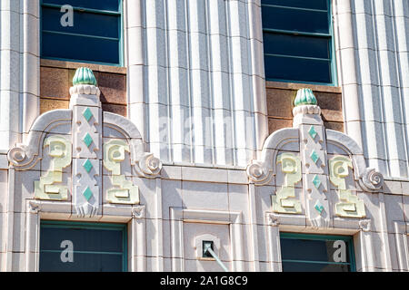 Im Art déco-Stil auf Kress Gebäude in San Antonio, Texas, entworfen von Edward F. Sibbert Stockfoto