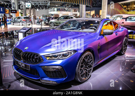 Frankfurt am Main, Deutschland, 19.09.2019: BMW der 8-Serie M 8 Wettbewerb xDrive auf der IAA, 8-Klasse Coupé Sportwagen von BMW hergestellt und in den Verkehr gebracht Stockfoto