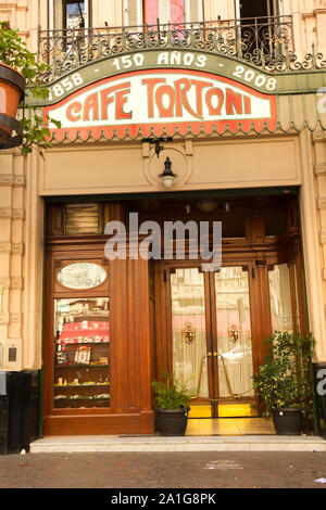 Cafe Tortoni, im Mai Avenue, Buenos Aires, Argentinien.  Café Tortoni ist der älteste Kaffee berühmtesten Buenos Aires. Stockfoto