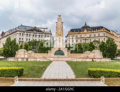 BUDAPEST, Ungarn - 03.Mai 2014: Denkmal für sowjetische Soldaten Befreier in Budapest. Ungarn Stockfoto