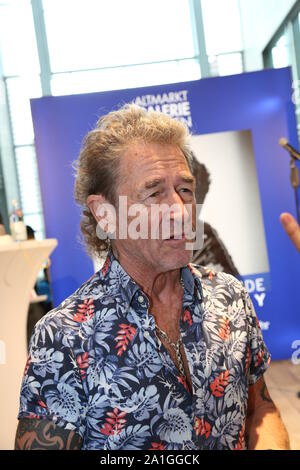 Peter Maffay bei einer Autogrammstunde in der Altmarkt Galerie. Dresden, 25.09.2019 Stockfoto