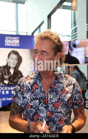 Peter Maffay bei einer Autogrammstunde in der Altmarkt Galerie. Dresden, 25.09.2019 Stockfoto