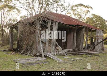 Verfallenes Bauernhaus Stockfoto