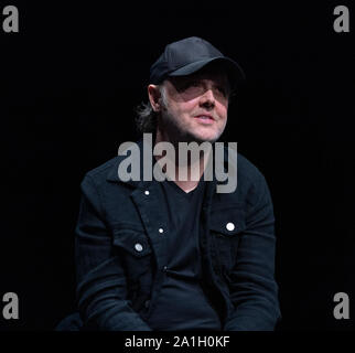 New York, NY - 26. September 2019: Lars Ulrich besucht Pressekonferenz für Globale Bürger & Teneo Enthüllung Kampagne Pläne und 2020 Dachhimmeln in St. Ann's Warehouse Stockfoto