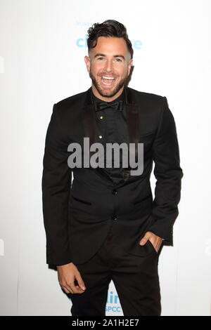 London, Großbritannien. 26 Sep, 2019. Aaron Renfree besucht die Childline Ball 2019 mit MasterChef für das diesjährige Thema an Old Billingsgate in London zusammen. Credit: SOPA Images Limited/Alamy leben Nachrichten Stockfoto