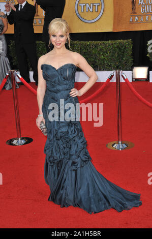 LOS ANGELES, Ca. Januar 30, 2011: Cara Buono auf dem 17. jährlichen Screen Actors Guild Awards im Shrine Auditorium. © 2011 Paul Smith/Featureflash Stockfoto