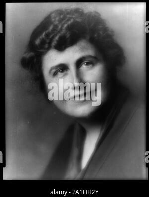 Frau Woodrow Wilson (Edith Bolling Galt), Büste Portrait, Vorderseite Stockfoto