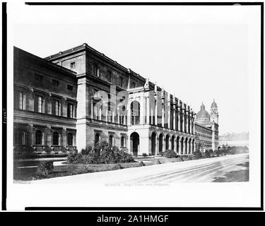 München. King's Palace von Hofgarten Stockfoto