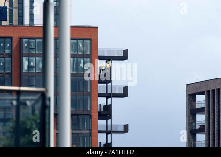 Botschaft Gärten, einen neuen Baustein der modernen Apartments in neun Elms im Süden Londons. Juli 30, 2019 Stockfoto