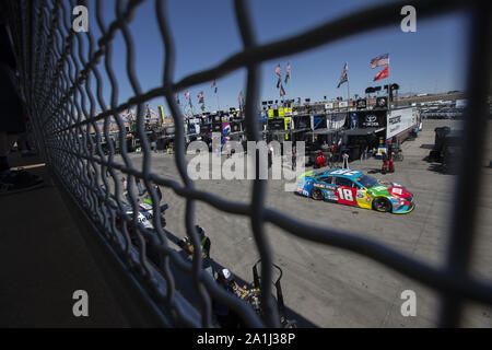 Las Vegas, Nevada, USA. 13 Sep, 2019. Kyle Busch (18) macht sich bereit für das South Point 400 bei Las Vegas Motor Speedway in Las Vegas, Nevada zu üben. (Bild: © Stephen A. Arce/ASP) Stockfoto