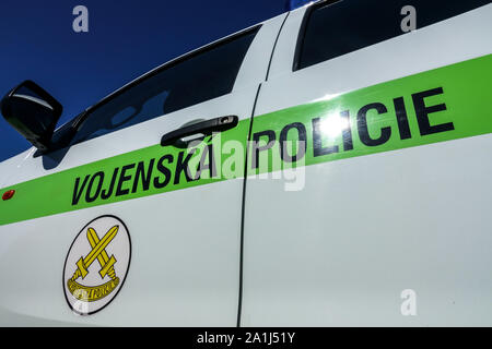 Tschechische Militärpolizei, Logo auf MP Auto, Vojenska Regel Tschechische Republik Stockfoto