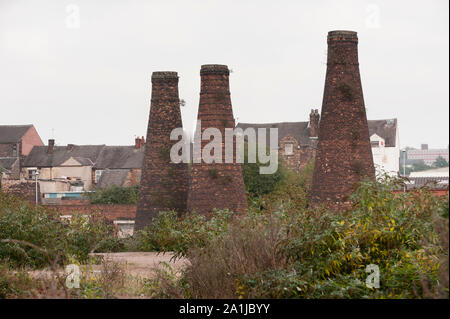 Rezession, Stoke-on-Trent, Großbritannien alte Keramik Schornsteine, Burslem, Stoke-on-Trent. Stockfoto