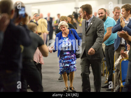 Ann Widdecombe mdep in einer Rede auf der Kundgebung an der Brexit Partei das Kent Event Center in Ihrem ehemaligen parlamentarischen Wahlkreis von Maidstone, Kent, Großbritannien. 26. Se Stockfoto