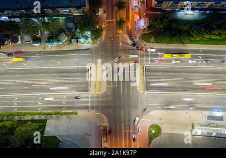Drone footage Stadt Straßen. Luftaufnahme. Stockfoto