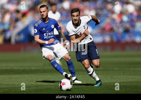 Harry Winks von Tottenham Hotspur beats James Maddison von Leicester City - Leicester City v Tottenham Hotspur, Premier League, King Power Stadion, Leicester, Großbritannien - 21 September 2019 Editorial nur verwenden - DataCo Einschränkungen Stockfoto