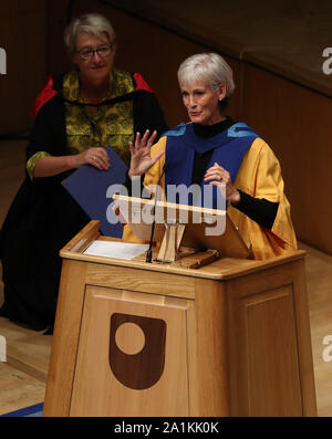 Judy Murray gibt eine Rede, als sie ihren Doktortitel von der Open University an der Royal Concert Hall, Glasgow erhält. PA-Foto. Bild Datum: Freitag, September 27, 2019. Siehe PA Geschichte Schottland Murray. Photo Credit: Andrew Milligan/PA-Kabel Stockfoto