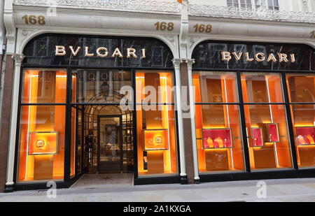 September 26, 2019, London, Vereinigtes Königreich: Bulgari Store in den Luxus, Mode und Schmuck Shopping Bereich auf dem Londoner New Bond Street. (Bild: © Keith Mayhew/SOPA Bilder über ZUMA Draht) Stockfoto