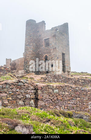 Towanroath Engine House, Teil von Wheal Coates Zinnmine auf dem kornischen Küste in der Nähe von St Agnes, Cornwall, England. UK. Stockfoto