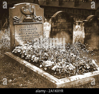 Grab von Anne Bronte in St. Mary's Friedhof, Scarborough, Großbritannien. Anne (1820-1845) war ein englischer Schriftsteller und Dichter und das jüngste Mitglied der Bronte literarischen Familie. Stockfoto