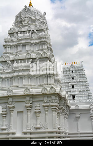 Die Außenseite des hinduistischen Tempel. Lemont, Illinois, USA Stockfoto