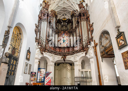 Danzig, Polen - September 18, 2019: Blick auf die Hauptorgel in Danzig, in der Kathedrale von Oliwa Basilika der Heiligen Dreifaltigkeit, Jungfrau Maria und der hl. Bernhard Stockfoto