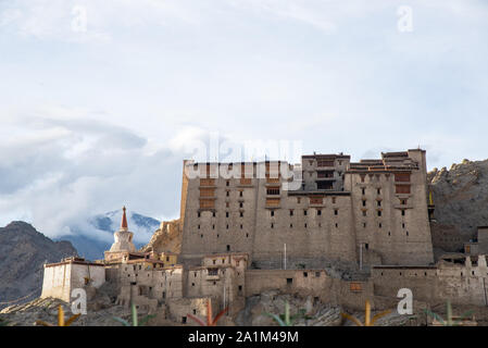 Blick auf den alten Platz in der Nähe von Leh in Ladakh, Indien Stockfoto