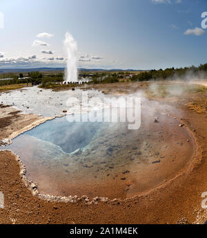 Geysir heiße Quellen und geothermale Region in Süd/West Island Stockfoto