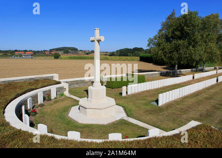 Die Locre Hospiz Friedhof (1917) mit den Gräbern von 260 Britische und Commonwealth Soldaten aus dem Zweiten Weltkrieg I und II in Loker, Belgien Stockfoto