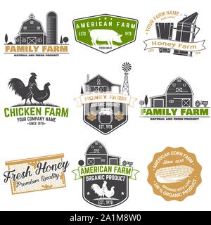 American Farm und Honey Bee Farm Abzeichen oder Label. Vektor. Vintage Typografie Design mit Biene, honigwabe Stück, Hive, Huhn, Schwein, Kuh und Bauernhof Silhouette. Elemente auf das Thema farm Business. Stock Vektor