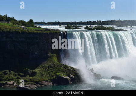 Niagara River's Horseshoe Falls zwischen New York State, USA, Ontario, Kanada, gesehen von der Ontario Seite der Niagara-04 Stockfoto