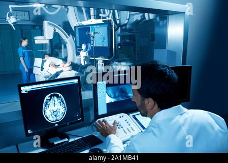 Angiogram Prüfung. Stockfoto