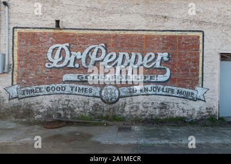 Alte Dr Pepper Wandbild auf ein Gebäude in der Stadt von Hico in Hamilton County, Texas Stockfoto