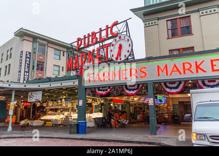 SEATTLE, Washington - Juli 2, 2019: Protokollierung war Seattle's erste große Industrie, aber das ist seit langem durch die Schifffahrt, Tourismus, Technik ersetzt worden, und Stockfoto