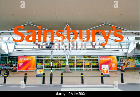 Sainsbury's Supermarkt unterzeichnen. Stockfoto