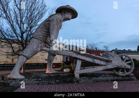 Eine von mehreren bemerkenswerten Attraktionen am Straßenrand: riesige, Beton Statuen von einem lokalen Auburn, Kalifornien, Zahnarzt, Dr. Kenneth Fox erstellt Stockfoto