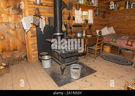 Oregon, Bend, High Desert Museum, 1904 Miller Familly Ranch, Cabin Interior Stockfoto