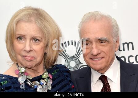 New York, NY, USA. 27 Sep, 2019. Helen Schermerhorn Morris, Martin Scorsese in der Ankunftshalle für die Iren Weltpremiere auf 2019 New York Film Festival (NYFF), Alice Tully Hall im Lincoln Center, New York, NY 27. September 2019. Credit: Kristin Callahan/Everett Collection/Alamy leben Nachrichten Stockfoto