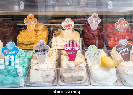 Eis auf einem Stall in Alacati, Izmir, Türkei Stockfoto