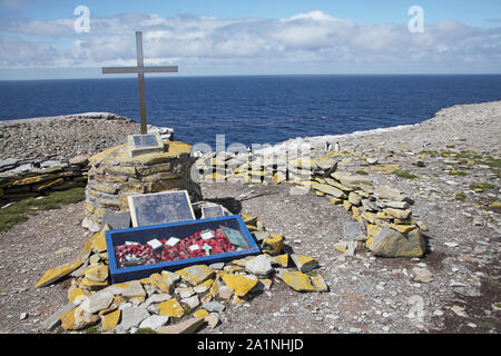 HMS Sheffield memorial Rockhopper Point Sea Lion Island Falkland Inseln Stockfoto