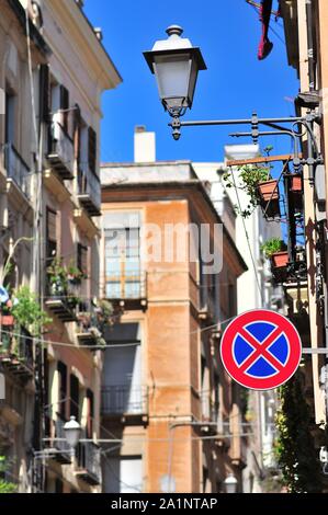 Cagliari, Italien, September 2019. Die engen Gassen der Innenstadt, Altstadt Stockfoto