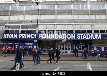 London, Großbritannien. 28 Sep, 2019. London, Großbritannien. 28 Sep, 2019. Sky Bet Championship Match zwischen den Queens Park Rangers, West Bromwich Albion an Kiyan Prinz Stiftung Stadion, London am Samstag, den 28. September 2019. (Credit: John cripps | MI Nachrichten) nur die redaktionelle Nutzung, eine Lizenz für die gewerbliche Nutzung erforderlich. Credit: MI Nachrichten & Sport/Alamy leben Nachrichten Stockfoto