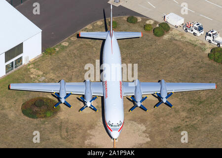 Iljuschin IL-18 V am Flughafen Erfurt Stockfoto