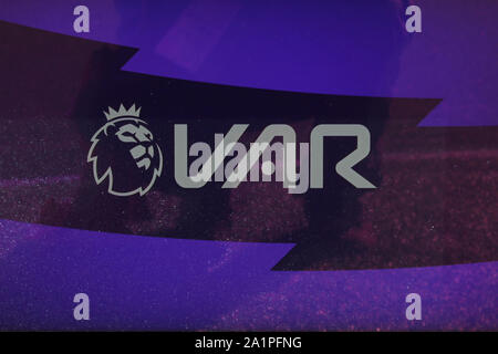 London, Großbritannien. 28 Sep, 2019. VAR einrichten, bevor die Premier League Match zwischen Crystal Palace und Norwich City an Selhurst Park am 28. September 2019 in London, England. (Foto von Mick Kearns/phcimages.com) Credit: PHC Images/Alamy leben Nachrichten Stockfoto