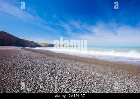 Birdlings flachen Strand an einem sonnigen Tag in Neuseeland Stockfoto